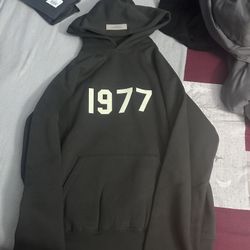 Essentials 1977 Hoodie Iron XS
