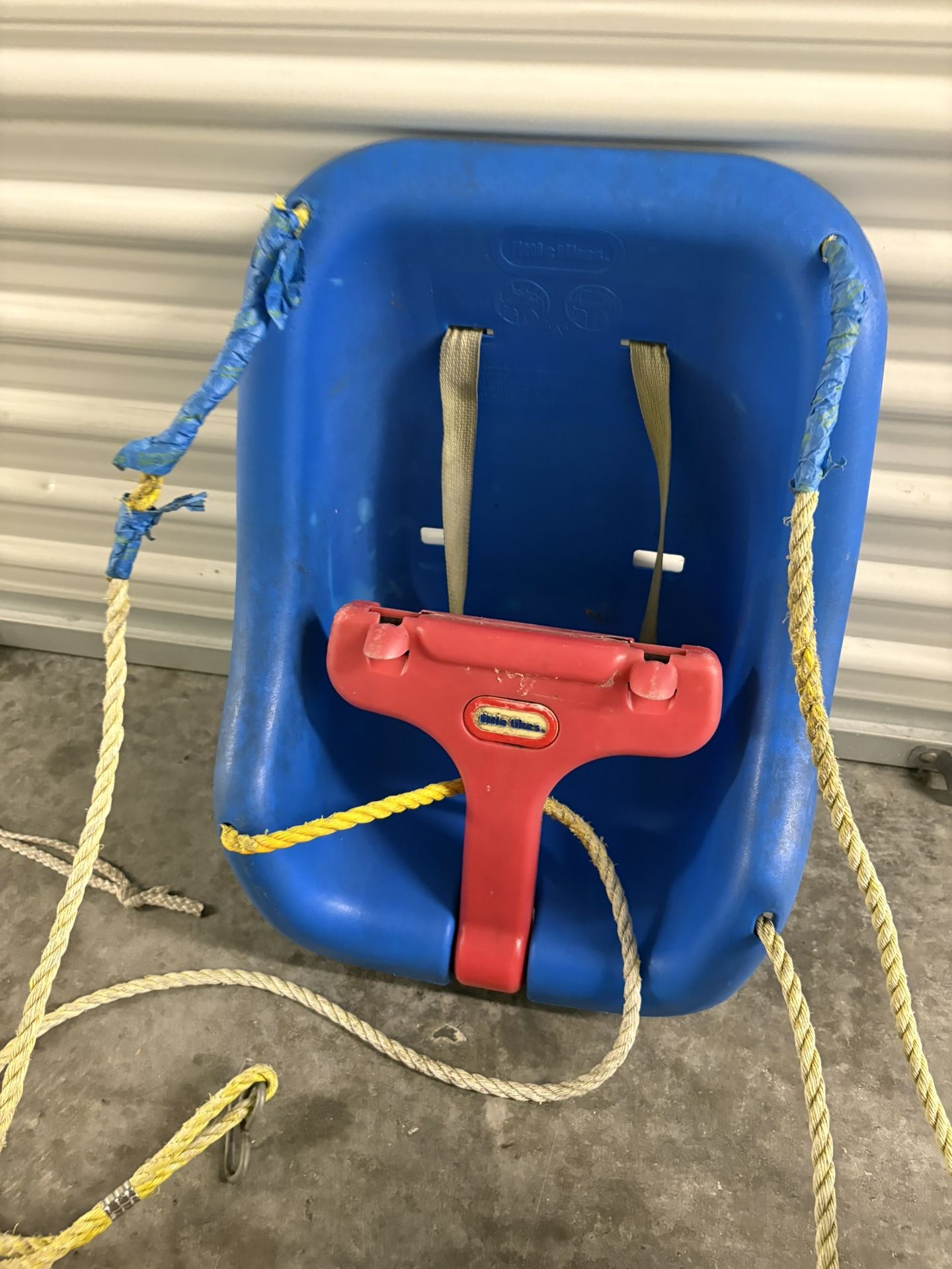 Little Tikes Baby First Swing blue red