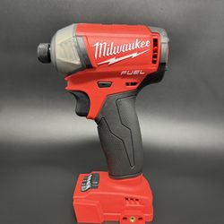 Milwaukee M18 FUEL SURGE 18V Lithium-Ion Brushless Cordless 1/4 in. Hex Impact Driver