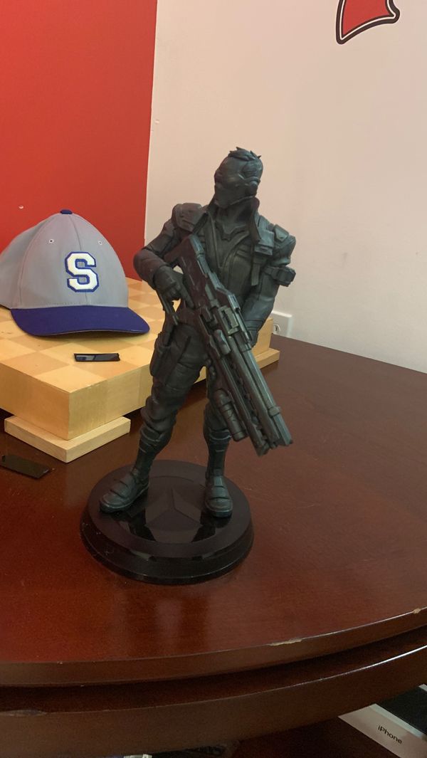 Soldier 76 statue.(overwatch) for Sale in South Amboy, NJ - OfferUp