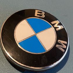 One Used BMW Emblem Wheel Caps OEM
