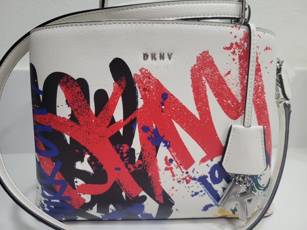 Dkny graffiti purse shop