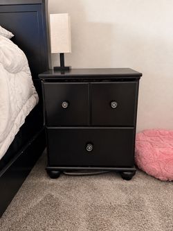 Black Wood Nightstand with 2 Drawers