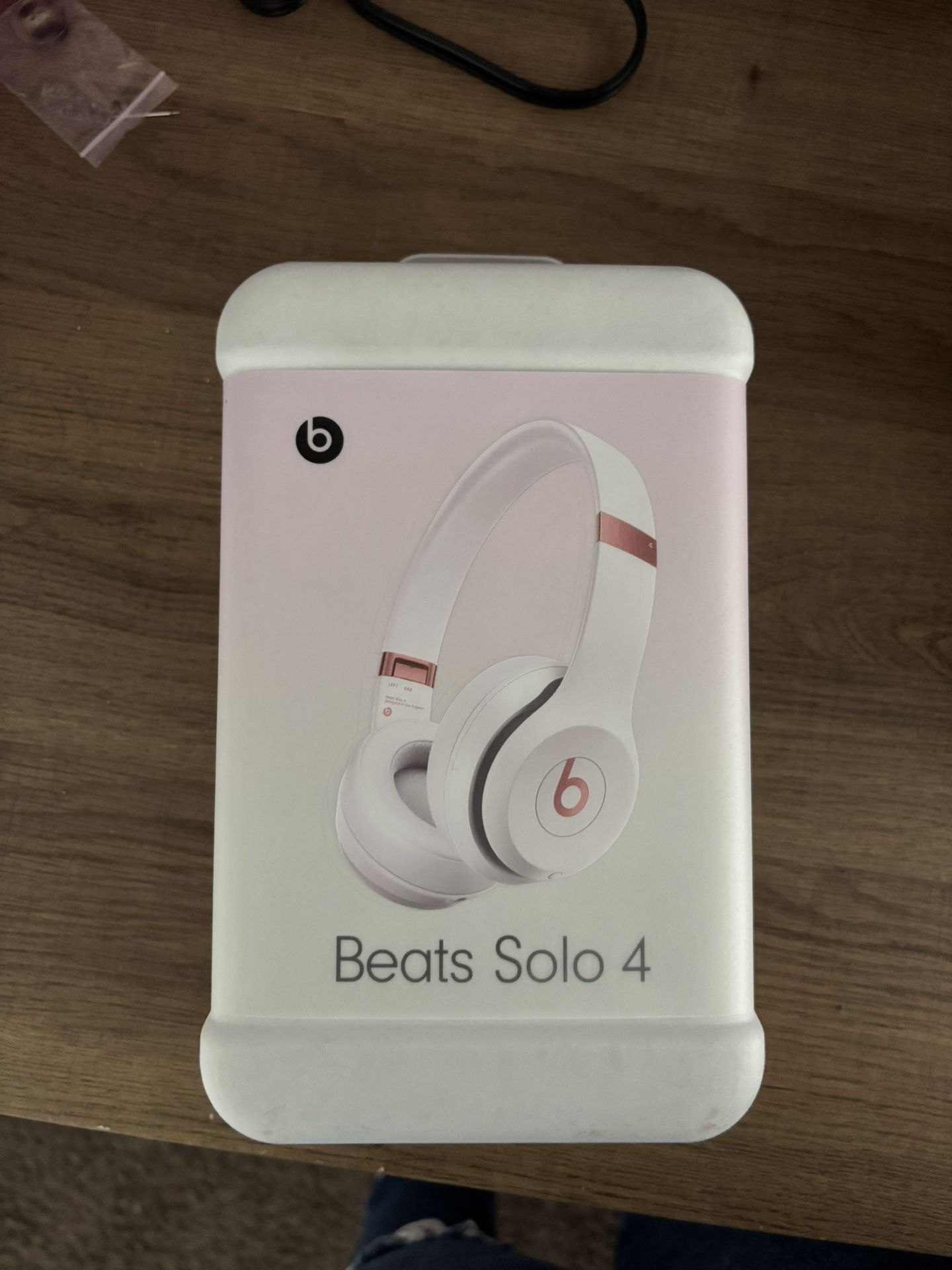 Beats Solo 4