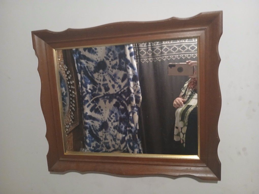 Antique In Good Condition $20