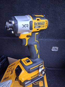 DeWALT XR IMPACT DRIVER