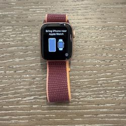 Apple Watch SE — 40mm — GPS + LTE