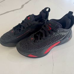 Nike Jordan Sneakers – Black/Red – Size 6Y – Brand New