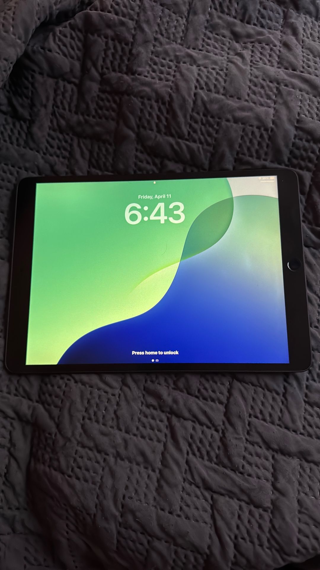 iPad Air 3 WiFi and Apple Pencil 1st Gen