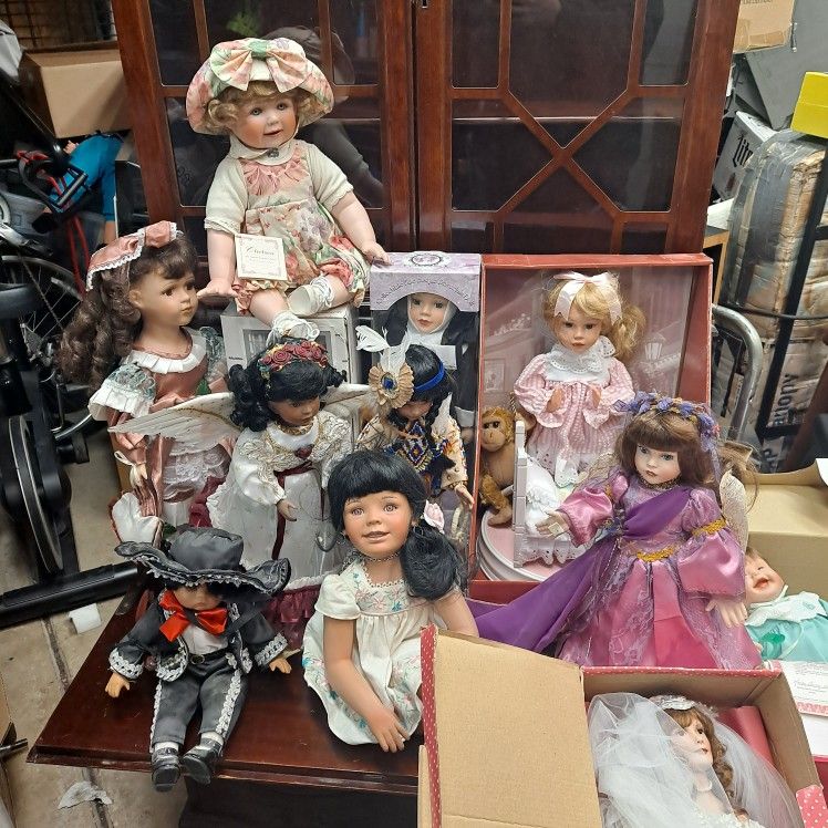 Porcelain Doll Collection