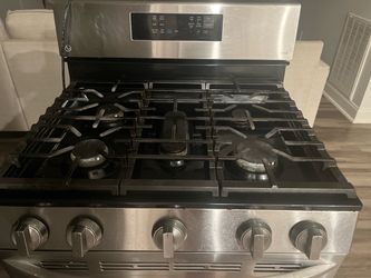 Gas stove