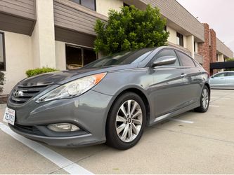 2014 HYUNDAI SONATA LIMITED SEDAN...(GREAT FOR WORK OR SCHOOL)