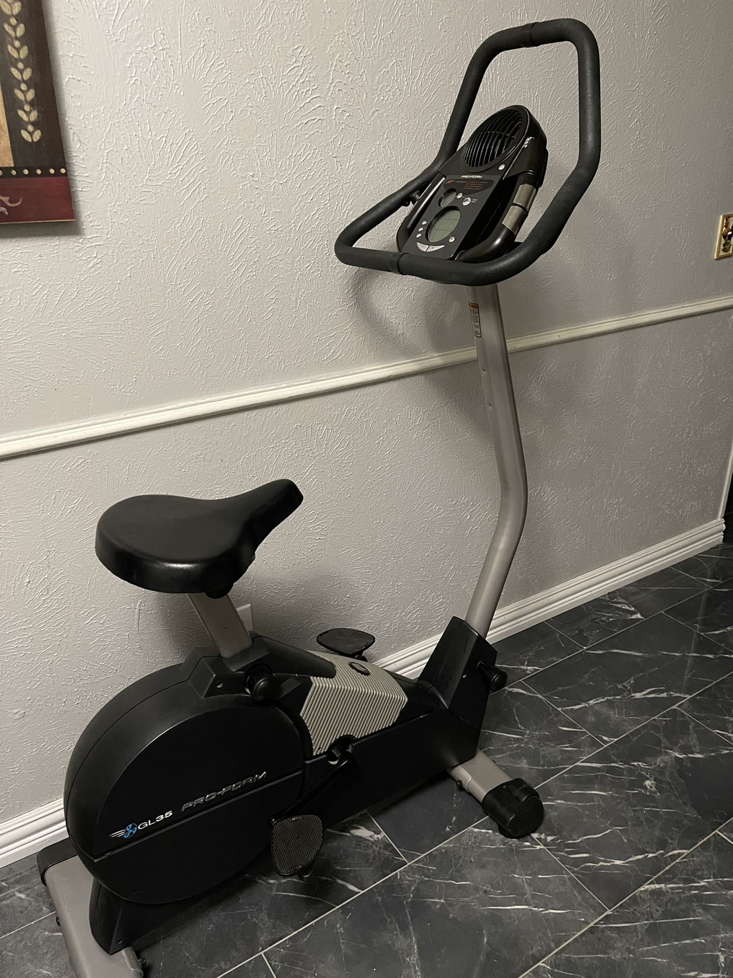 PROFORM GL35 STATIONARY BIKE