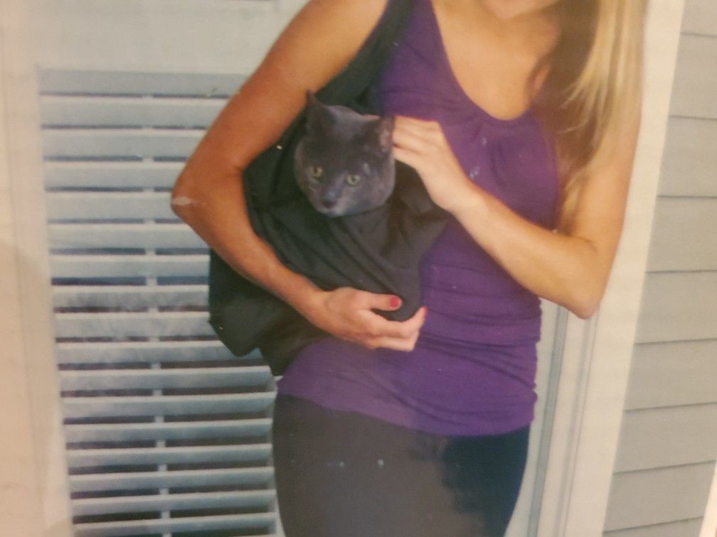 Cat Pouch