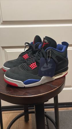 Air Jordan 4 Rare Air FV5029-003 Size 9