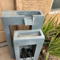 Outdoor Tiered Water Fountain with Pump