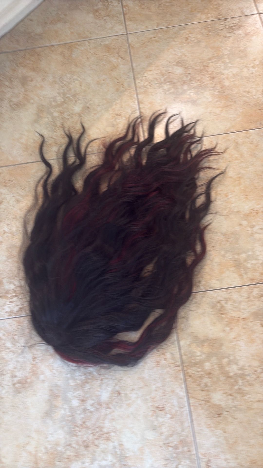 Wavy hair, burgundy, color, drawstring, Worn once