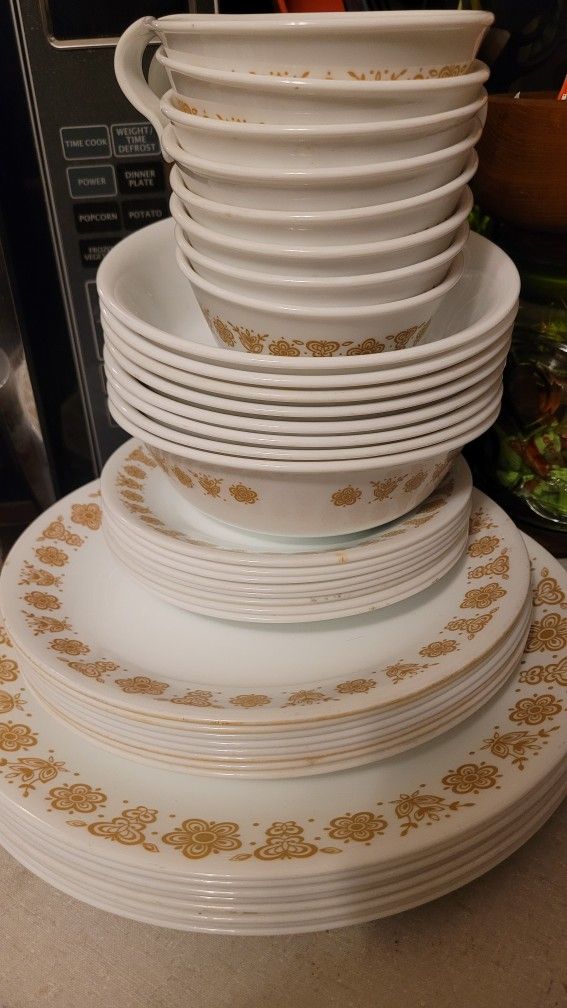 Vintage Corelle Dishes /  Matches Vintage PYREX  sets Butterfly  Gold 