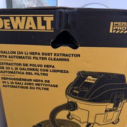 DEWALT Vacuum 
