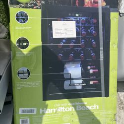 Hamilton Beach 22 Bottle Wine Fridge