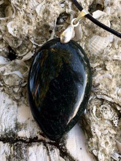 Dark-green healing serpentine stone pendant hand-crafted imported from russia, siberia
