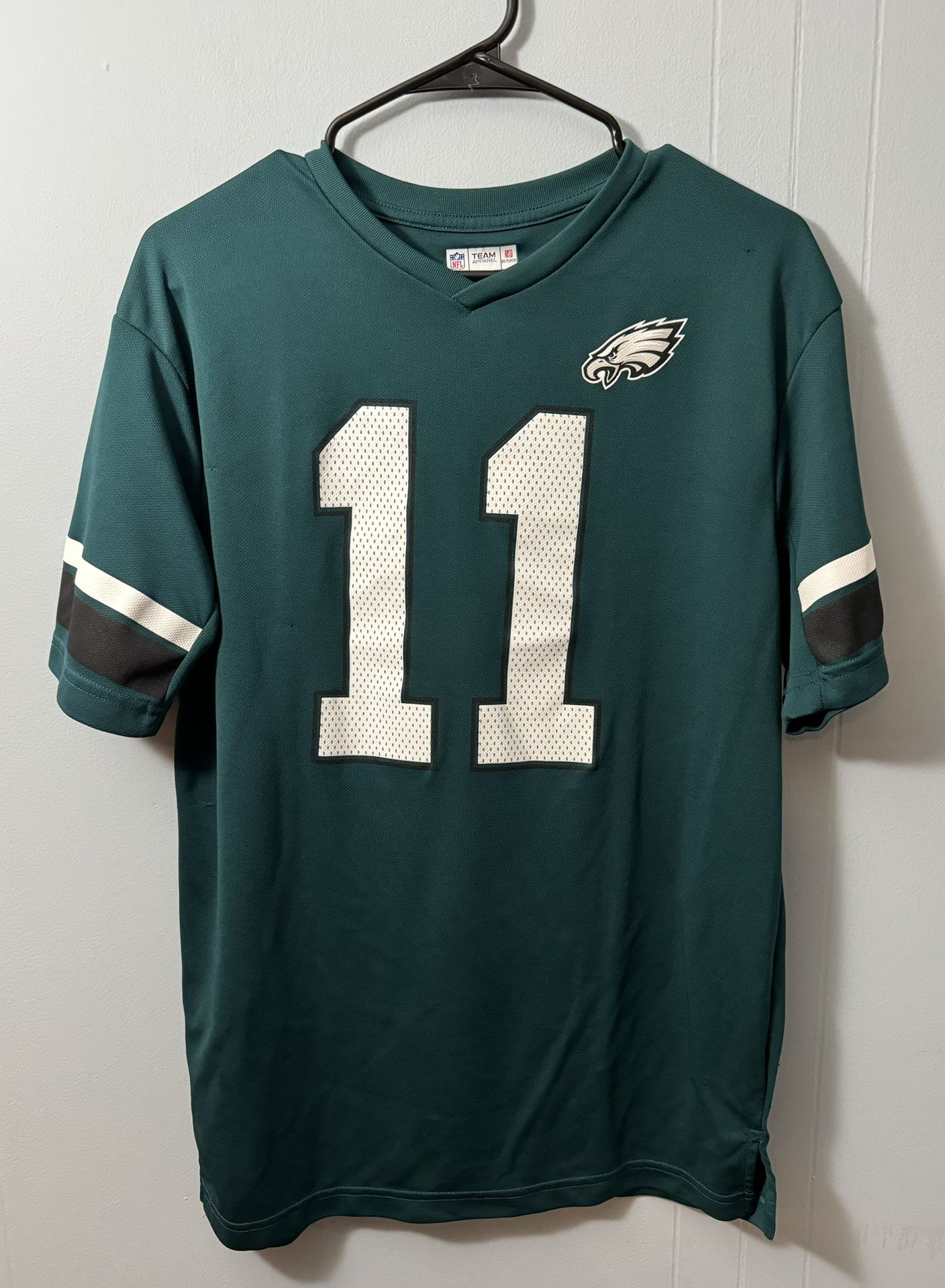 NFL Apparel Philadelphia Eagles  Carlson Wentz Jersey. 