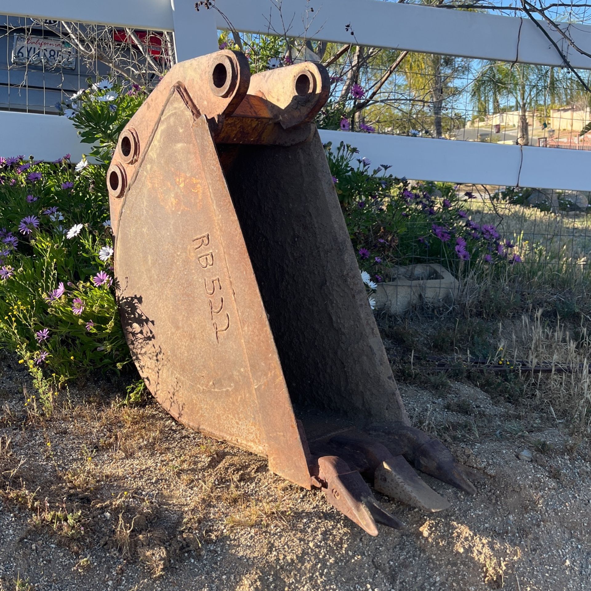12” Backhoe Bucket Tractor Bucket 12 Inch We Do Trenching