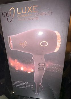 CERAMIC COMPACT HAIRDRYER Ion LUXE CERAMIC COMPACT HAIRDRYER