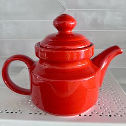 Vintage Waechtersbach large 6 cup coffee/ tea pot  7 1/2” tall x approx 10” wide