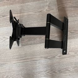 Heavy Duty Full Motion TV Wall Mount