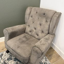 Comfortable Upholstered Accent Chair – Great Condition