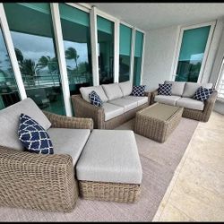 Luxury 3-Piece Patio Conversation set! Chair