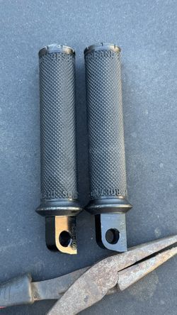 Harley Pegs Roland Sands Design