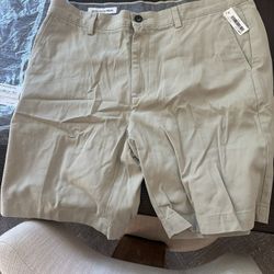 Men’s Chino Shorts Size 36