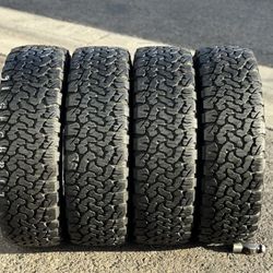 LT 245/75/16 BFGOODRICH KO2 10PLY *LIKE NEW*