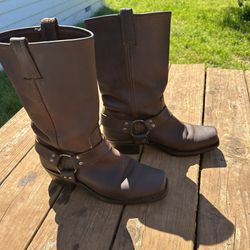 Women’s Frye Harness Boots Size 9.5
