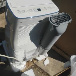 New 10200 BTU PORTABLE AIR CONDITIONER NEW