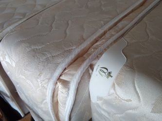 Queen Mattress with Box Spring