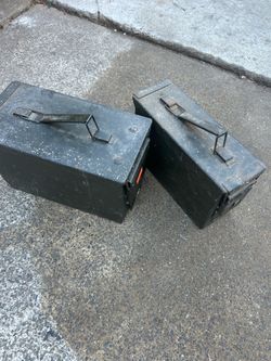 Storage cans ( full )