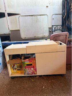 End table drawer thing
