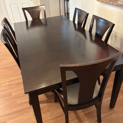 Dining Room Table With Chairs 