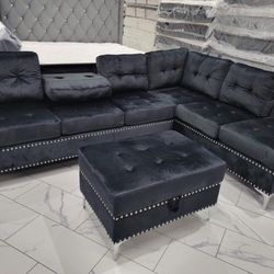 NEW BLACK VELVET SECTIONAL WITH OTTOMAN AND FREE DELIVERY 