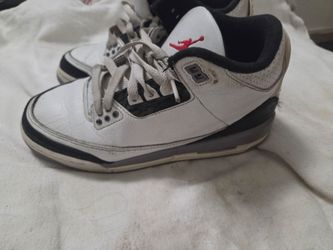 Boys Jordan's
