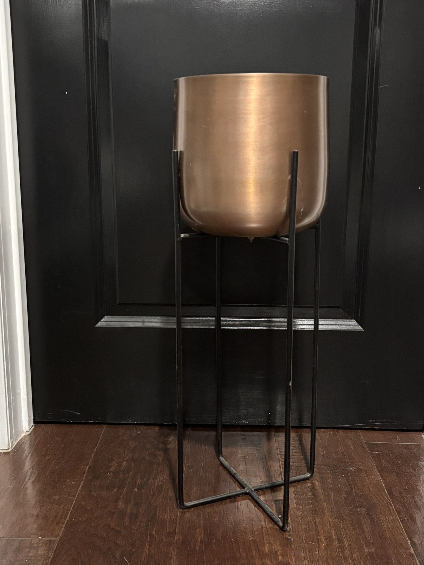 2 Copper Plant Holders