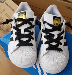 Adidas Superstar (Kids Size 13k)
