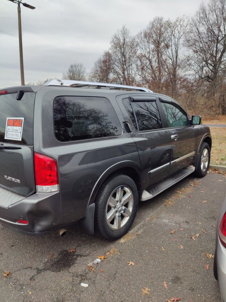 2010 Nissan Armada