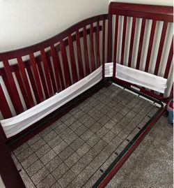 Crib w/ Mattress $100
