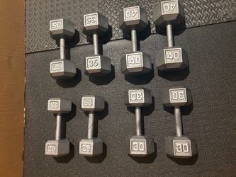 Set of Hex Cast Iron Dumbbells ( heavy) 40#, 35#, 30# and 25 #   In total: 260 pounds.