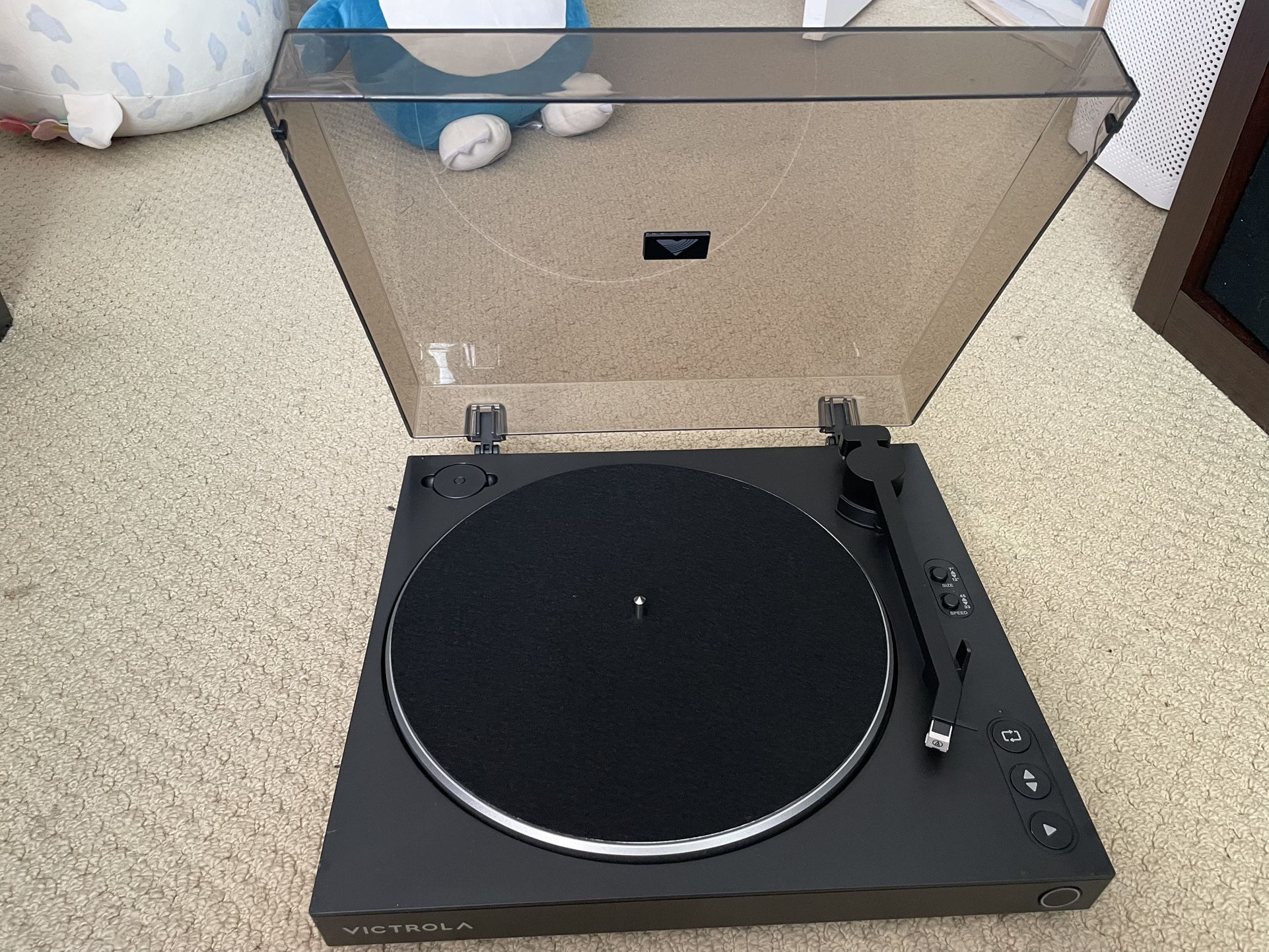 Victrola Turn Table