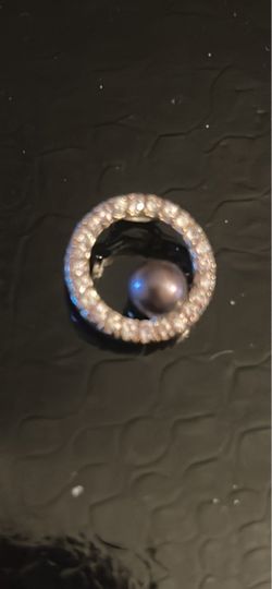 Black Pearl Circle Pendant with Crystal Halo